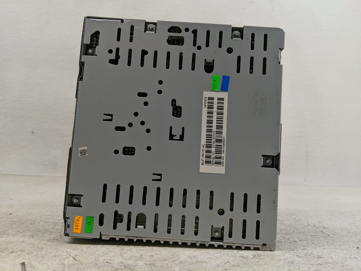 2011-2012 Ford Escape Radio AM FM Cd Player Receiver Replacement P/N:BL8T-19C157-AC Fits Fits 2011 2012 OEM Used Auto Parts 