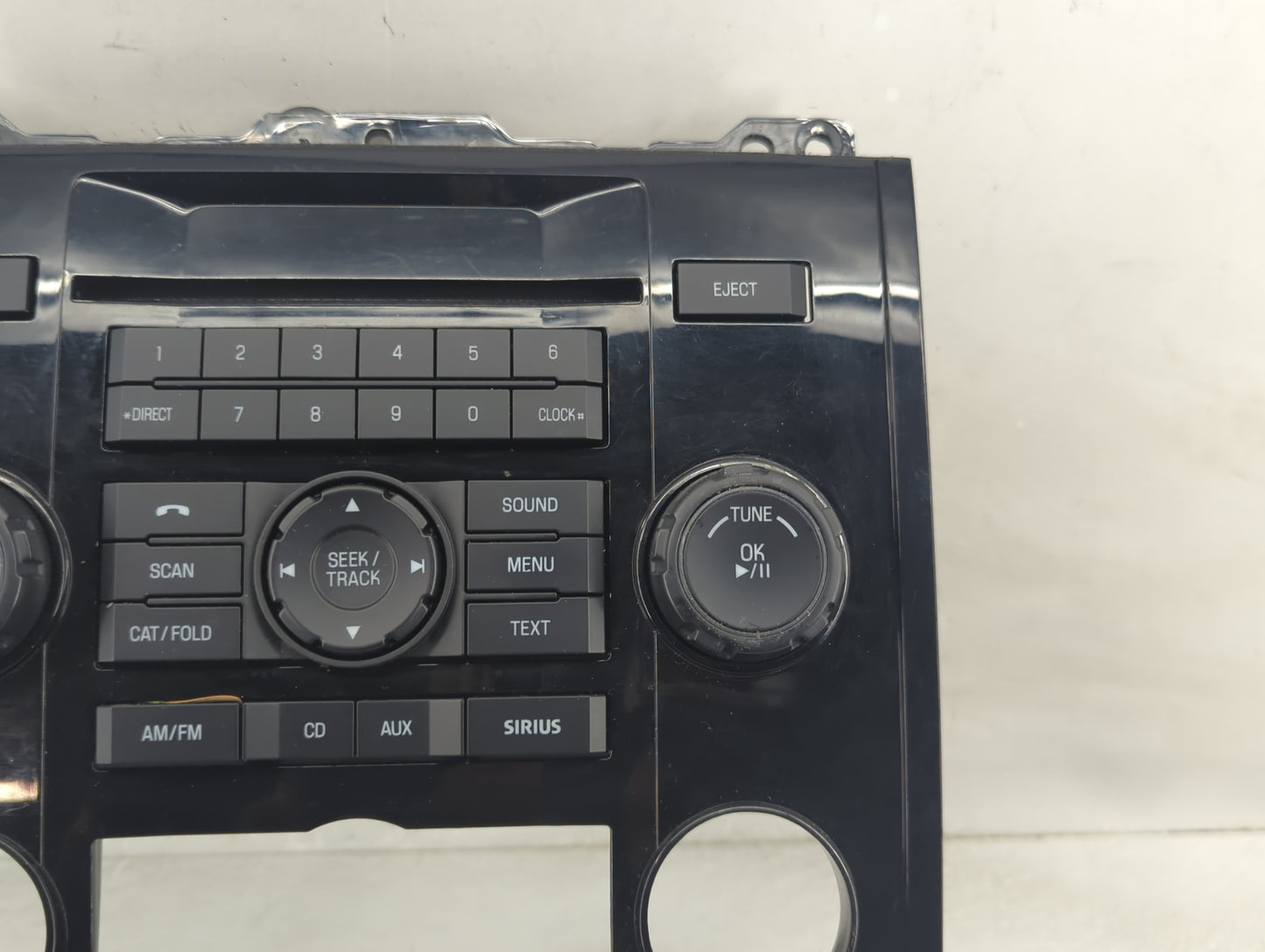 2009-2012 Ford Escape Radio Control Panel - Oemusedautoparts1.com