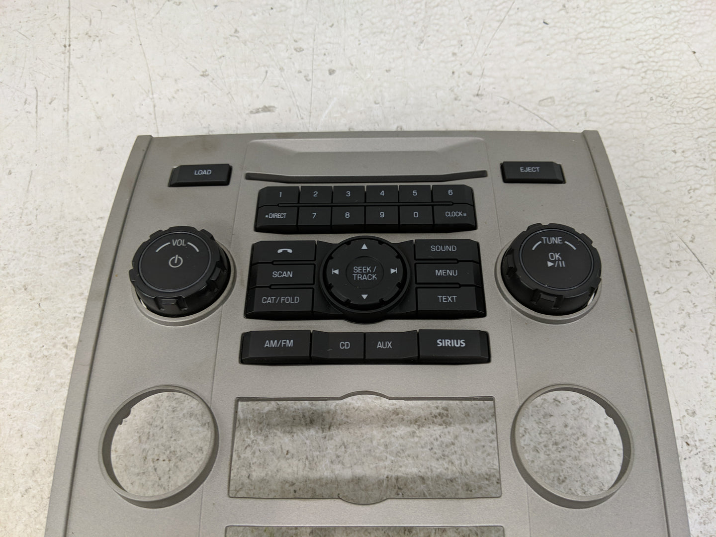 2009-2012 Ford Escape Radio Control Panel - Oemusedautoparts1.com
