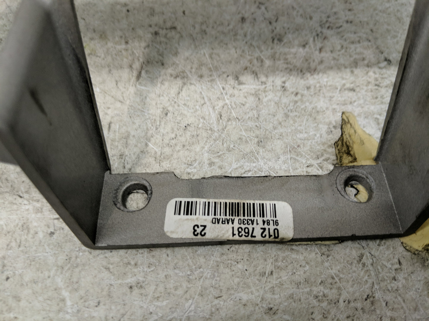 2009-2012 Ford Escape Radio Control Panel - Oemusedautoparts1.com