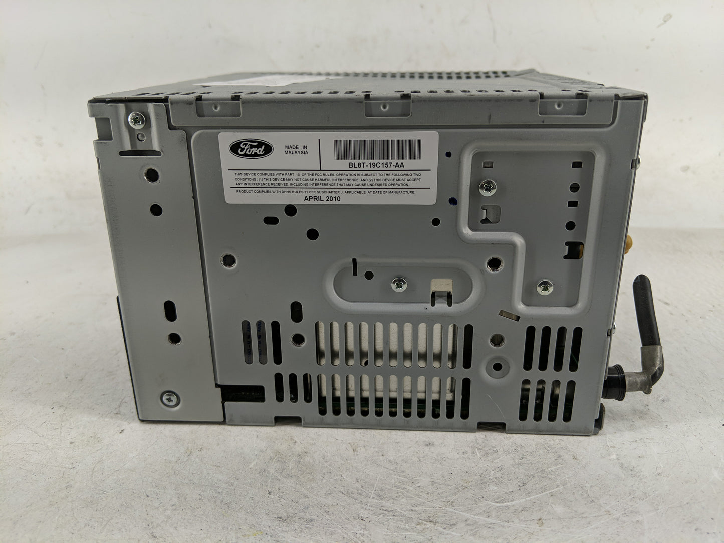 2011-2012 Ford Escape Radio AM FM Cd Player Receiver Replacement P/N:BL8T-19C157-AA Fits Fits 2011 2012 OEM Used Auto Parts 