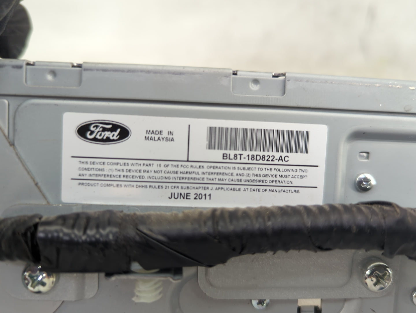 2011-2012 Ford Escape Radio AM FM Cd Player Receiver Replacement P/N:BL8T-18D822-AC Fits Fits 2011 2012 OEM Used Auto Parts 