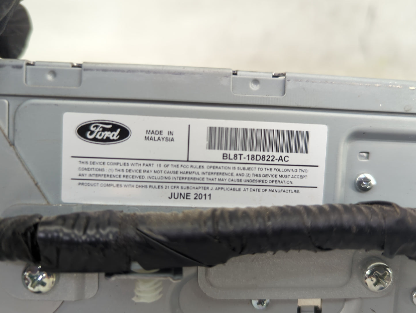 2011-2012 Ford Escape Radio AM FM Cd Player Receiver Replacement P/N:BL8T-18D822-AC Fits Fits 2011 2012 OEM Used Auto Parts 