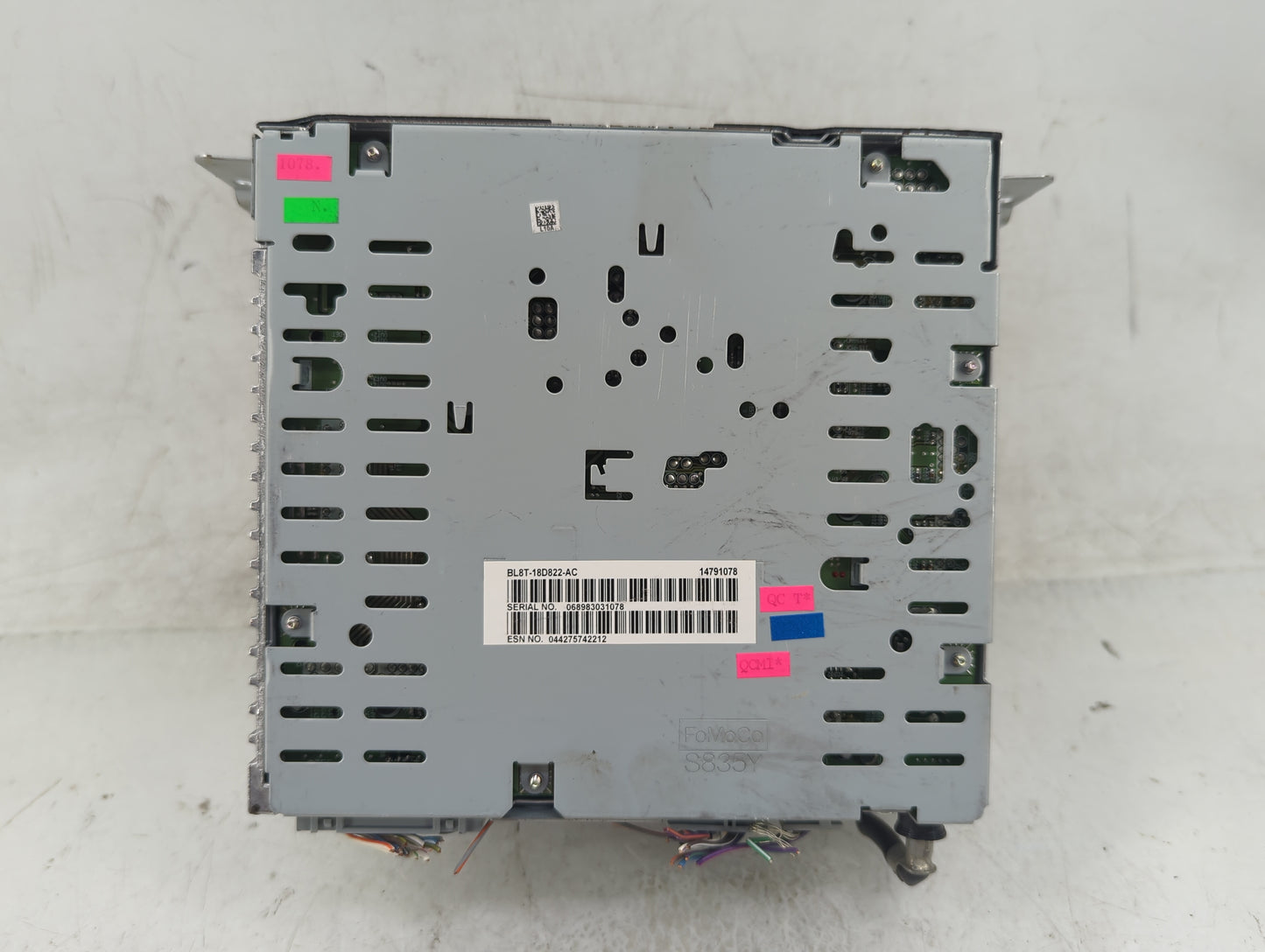 2011-2012 Ford Escape Radio AM FM Cd Player Receiver Replacement P/N:BL8T-18D822-AC Fits Fits 2011 2012 OEM Used Auto Parts 