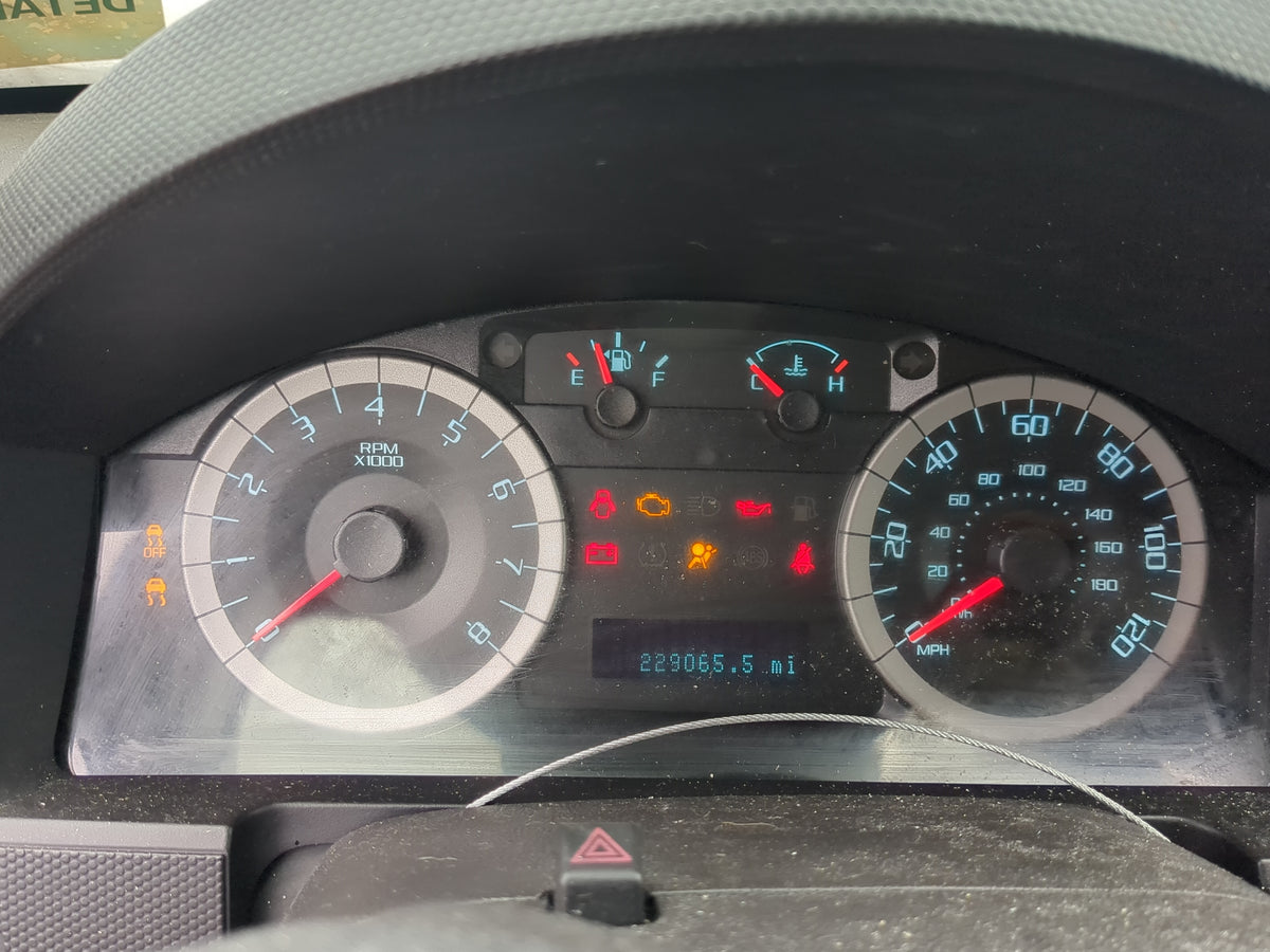 2011-2012 Ford Escape Instrument Cluster Speedometer Gauges Miles:229K Fits Fits 2011 2012 OEM Used Auto Parts - Oemusedauto