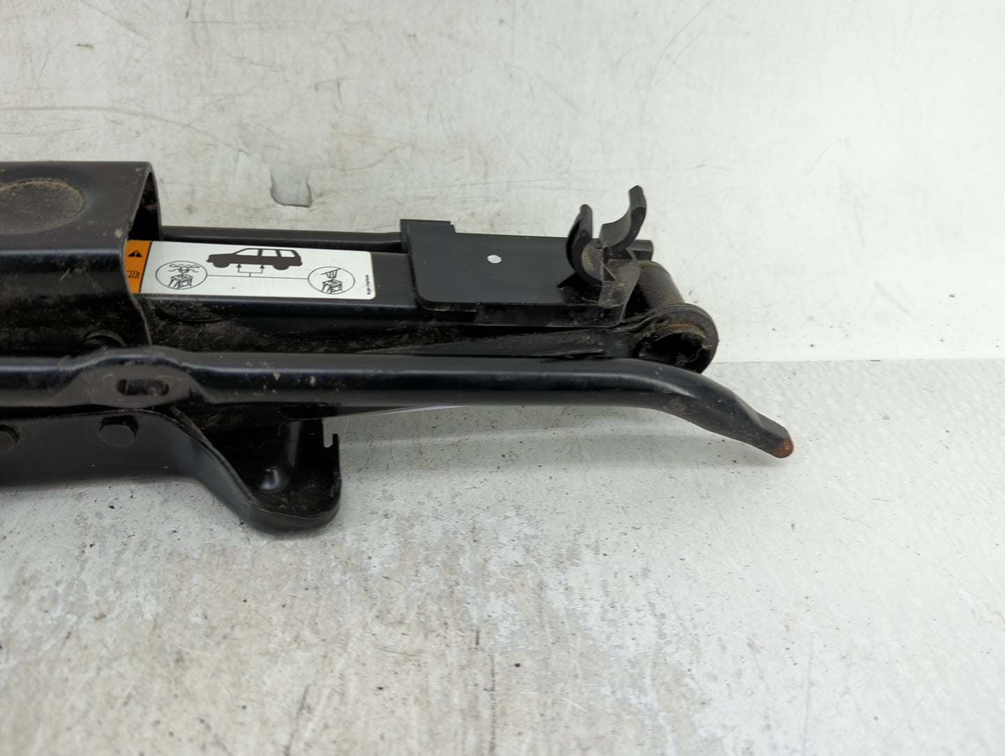 2012 Ford Escape Spare Scissor Car Jack - Oemusedautoparts1.com