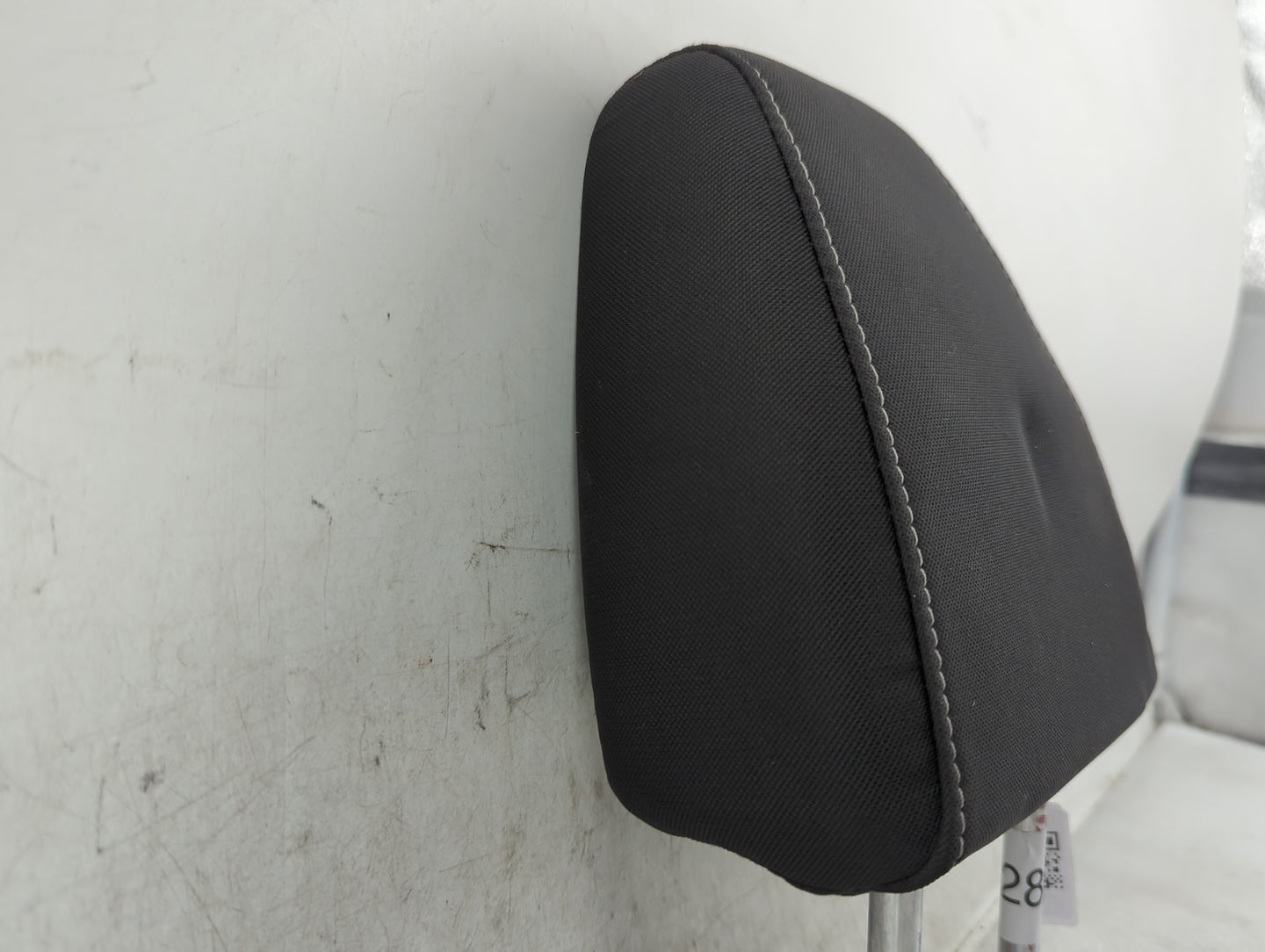 2009-2012 Ford Escape Headrest Head Rest Front Driver Passenger Seat Fits Fits 2009 2010 2011 2012 OEM Used Auto Parts - Oem