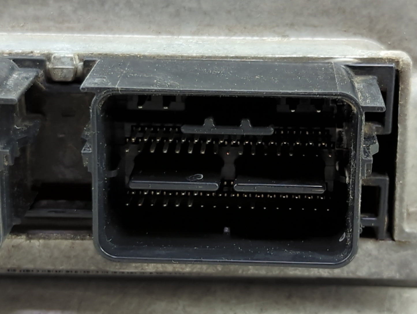 2012 Ford Escape PCM Engine Control Computer ECU ECM PCU OEM P/N:6MXL6WAS57 6MXL6WA01X3A, 1S31658A01 Fits OEM Used Auto Part