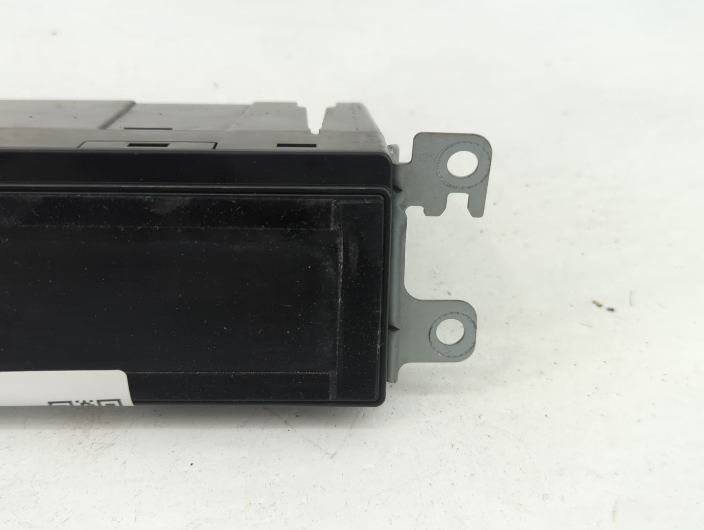 2010-2012 Ford Escape Radio AM FM Cd Player Receiver Replacement P/N:AL8T-19C116-AA Fits Fits 2010 2011 2012 OEM Used Auto P