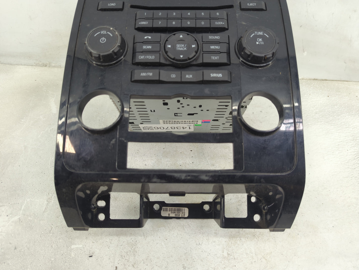2011-2012 Ford Escape Radio AM FM Cd Player Receiver Replacement P/N:302-FD3UAW Fits Fits 2011 2012 OEM Used Auto Parts - Oe