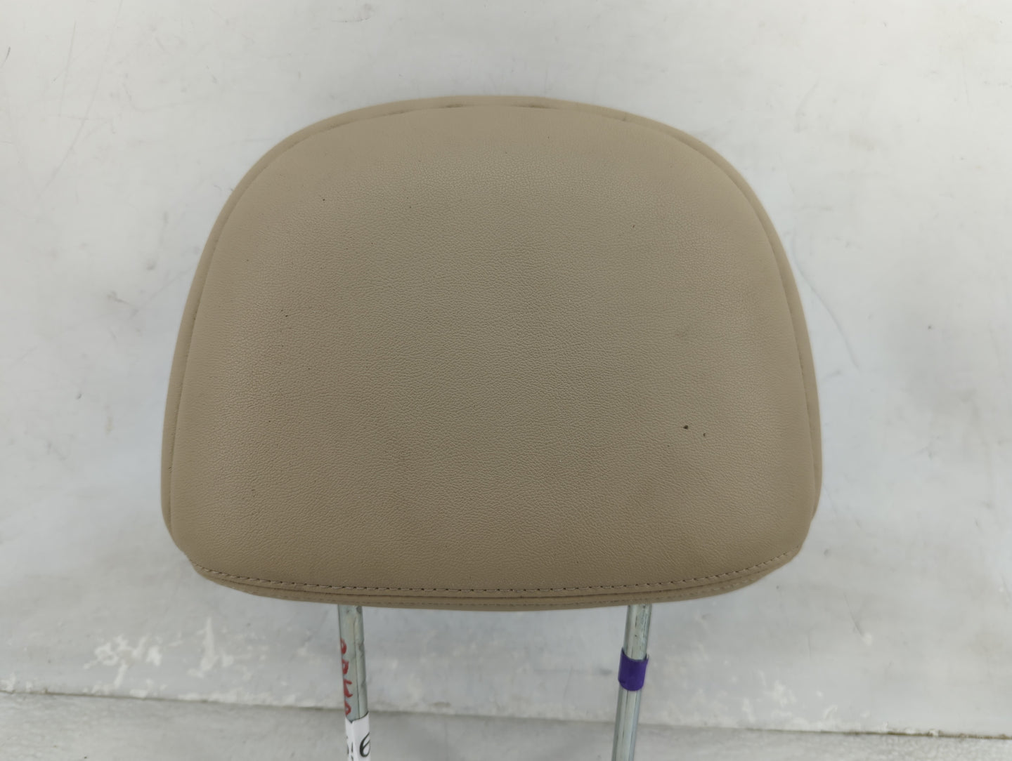 2009-2012 Ford Escape Headrest Head Rest Front Driver Seat Beige 1466855 - Oemusedautoparts1.com