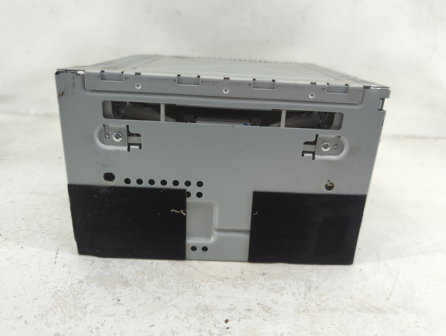 2011-2012 Ford Escape Radio AM FM Cd Player Receiver Replacement P/N:BL8T-19C157-AC Fits Fits 2011 2012 OEM Used Auto Parts 
