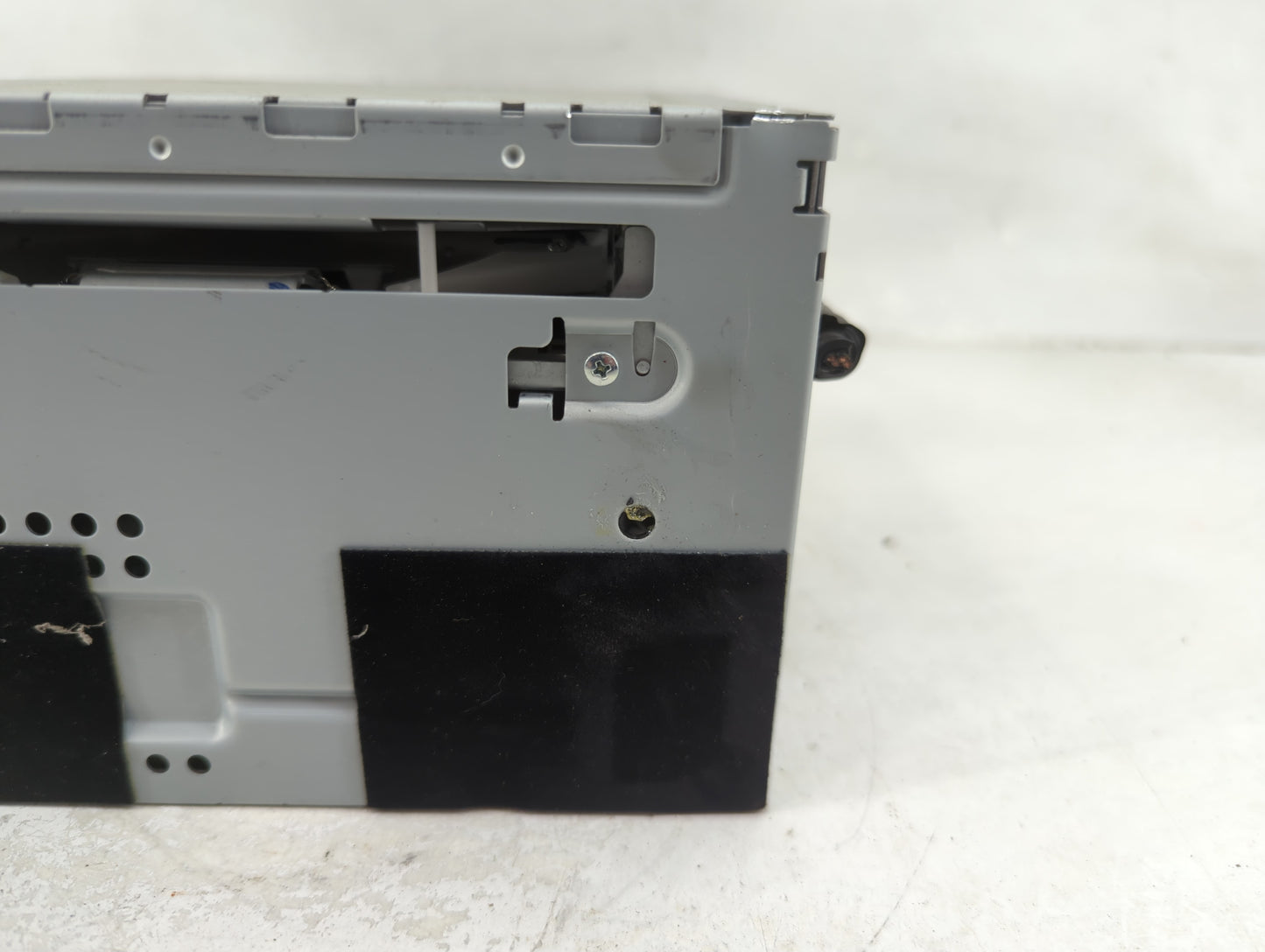 2011-2012 Ford Escape Radio AM FM Cd Player Receiver Replacement P/N:BL8T-19C157-AC Fits Fits 2011 2012 OEM Used Auto Parts 