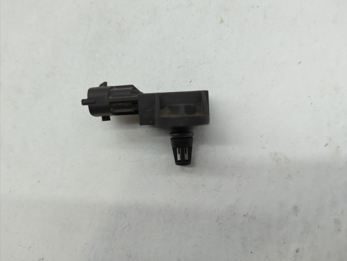 2013-2016 Ford Escape Mass Air Flow Meter Maf - Oemusedautoparts1.com
