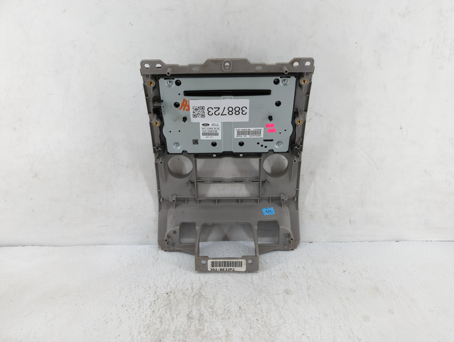 2009-2012 Ford Escape Radio Control Panel - Oemusedautoparts1.com