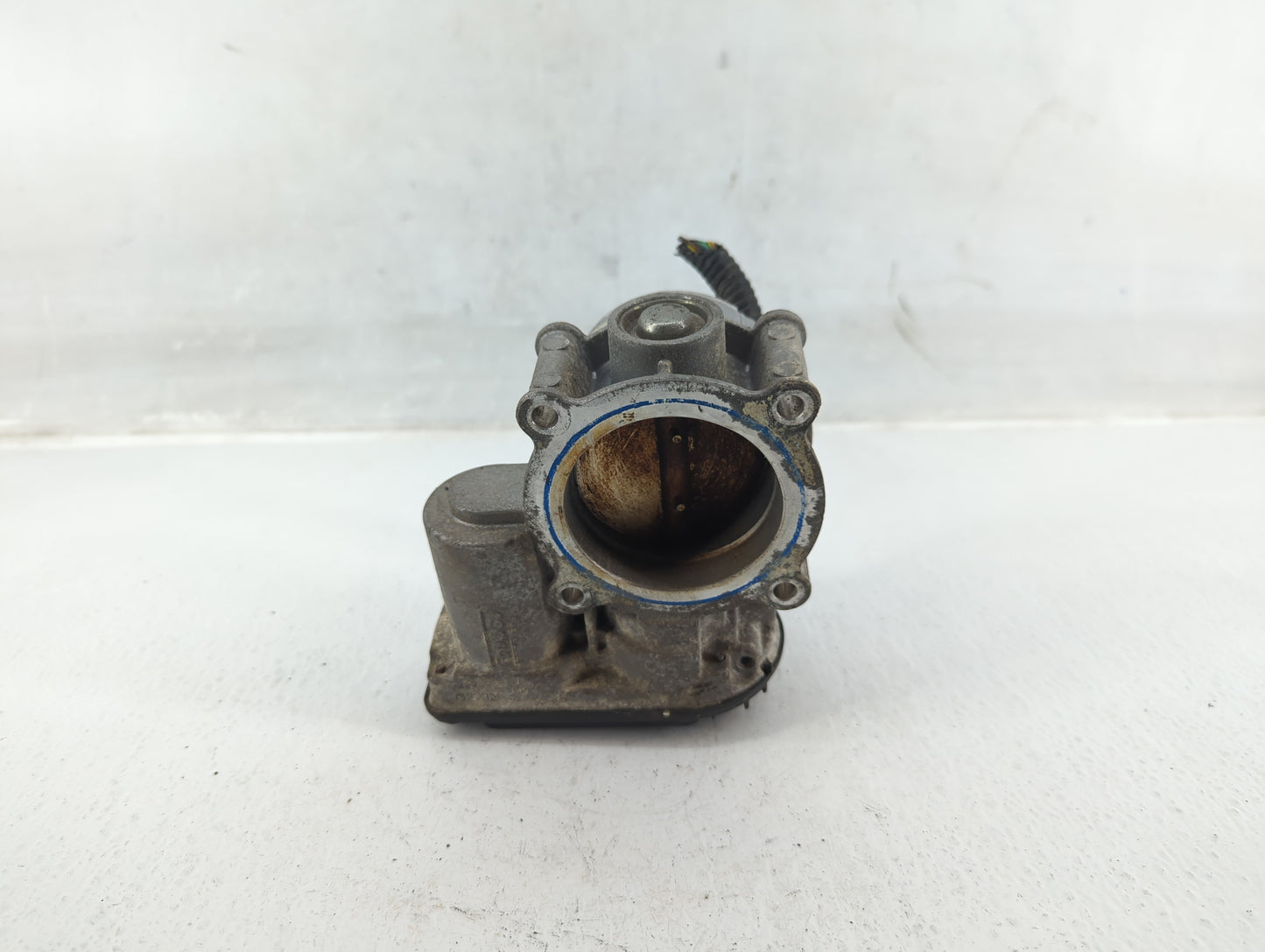 2009-2012 Ford Escape Throttle Body P/N:DS7E-9F991-AD Fits Fits 2009 2010 2011 2012 OEM Used Auto Parts - Oemusedautoparts1.