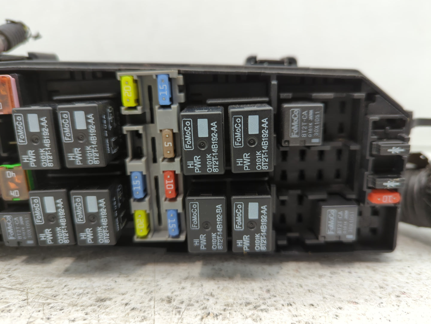 2011-2012 Ford Escape Fusebox Fuse Box Panel Relay Module Fits Fits 2011 2012 OEM Used Auto Parts - Oemusedautoparts1.com