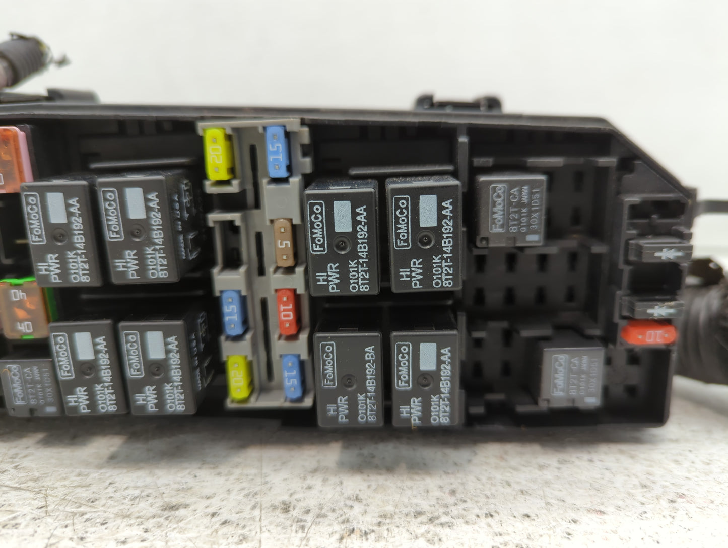 2011-2012 Ford Escape Fusebox Fuse Box Panel Relay Module Fits Fits 2011 2012 OEM Used Auto Parts - Oemusedautoparts1.com