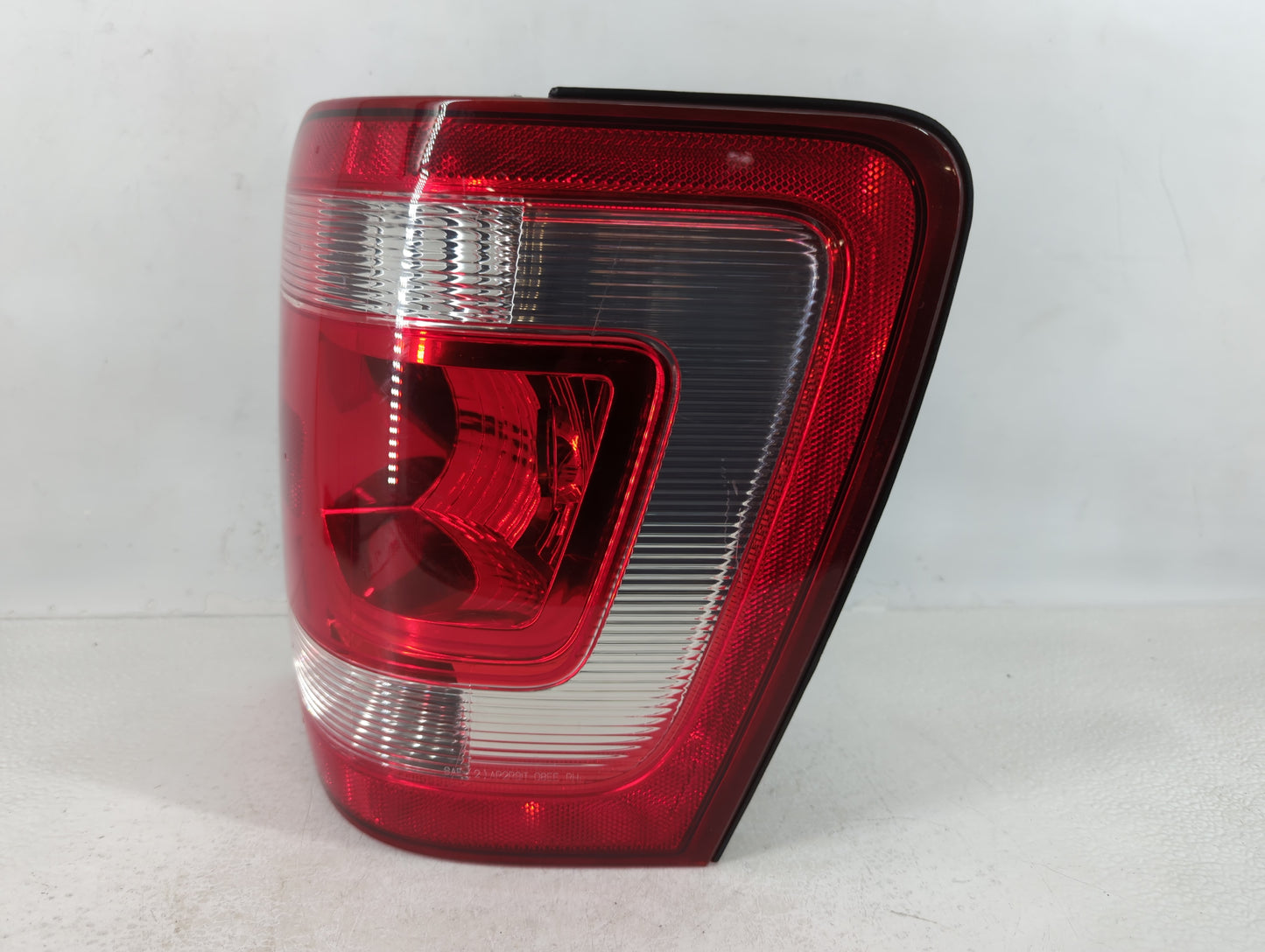 2012 Ford Escape Tail Light Assembly Passenger Right OEM P/N:9L84-13B504-A Fits OEM Used Auto Parts - Oemusedautoparts1.com