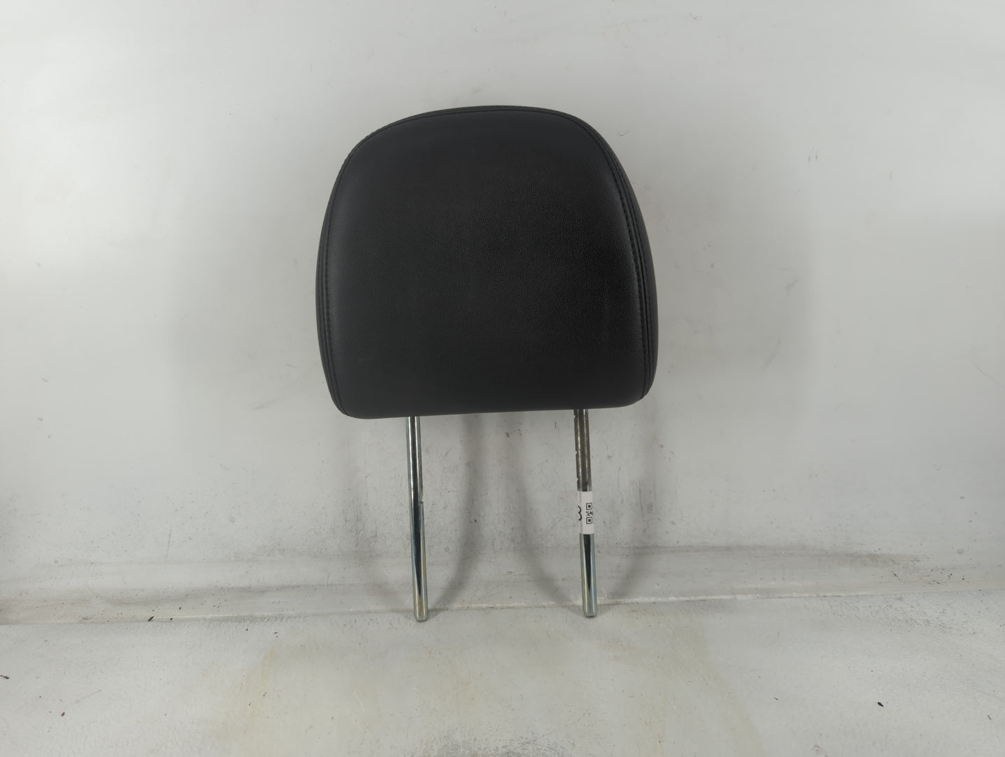 2009-2012 Ford Escape Headrest Head Rest Front Driver Passenger Seat Fits Fits 2009 2010 2011 2012 OEM Used Auto Parts - Oem