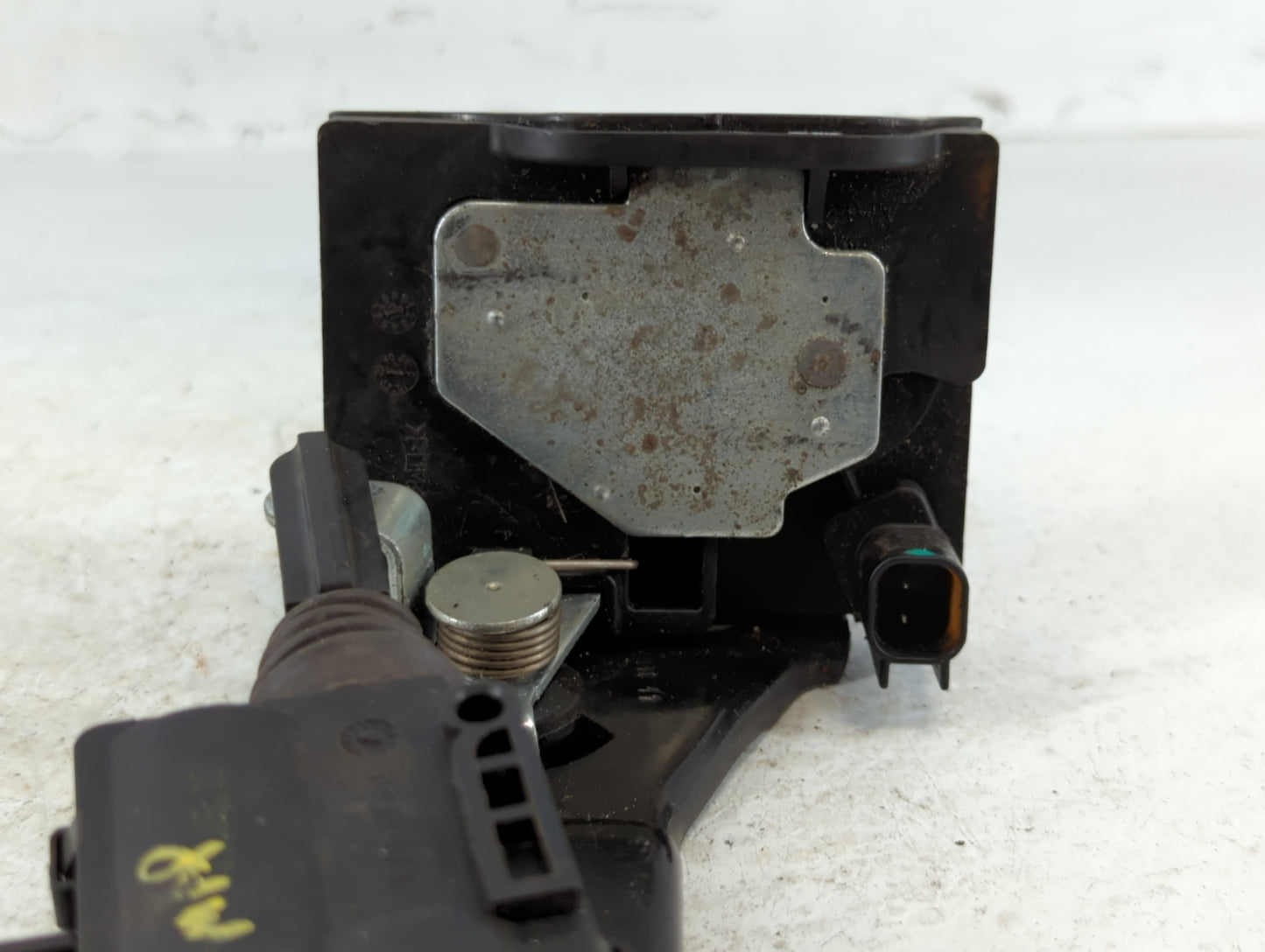 2012 Ford Escape LID LATCH - Oemusedautoparts1.com