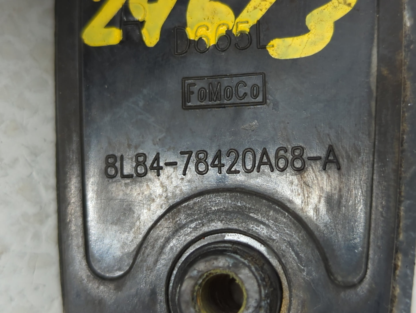 2012 Ford Escape Passenger Right Hood Hinge - Oemusedautoparts1.com