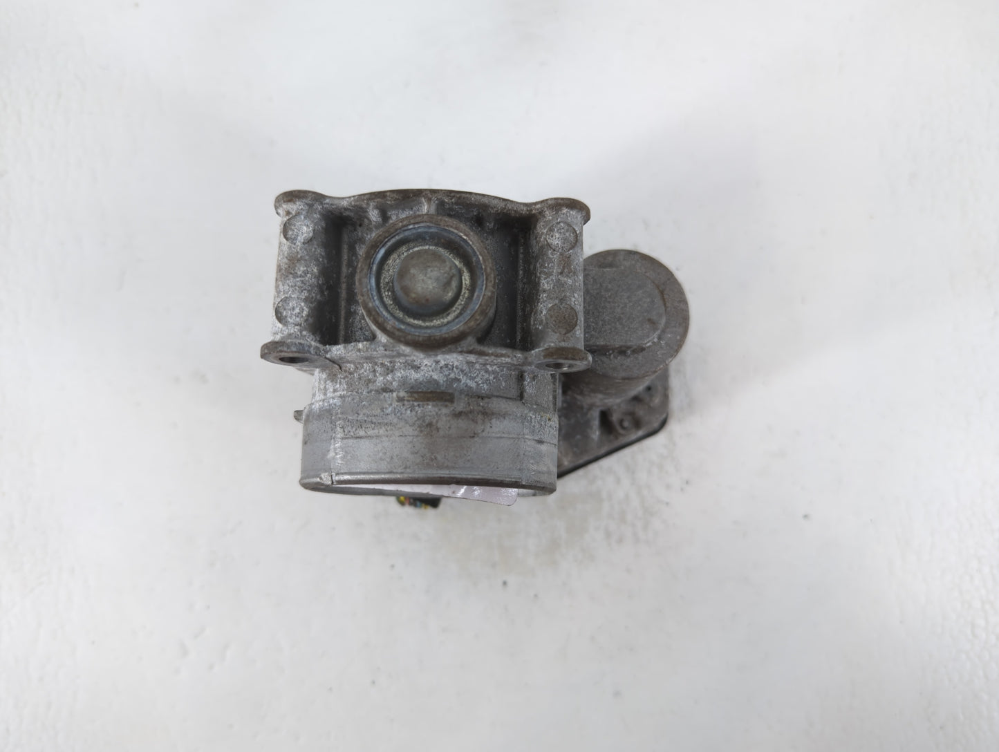 2009-2012 Ford Escape Throttle Body P/N:PBT-GF20+GS20 M1123B-0250 Fits Fits 2009 2010 2011 2012 OEM Used Auto Parts - Oemuse