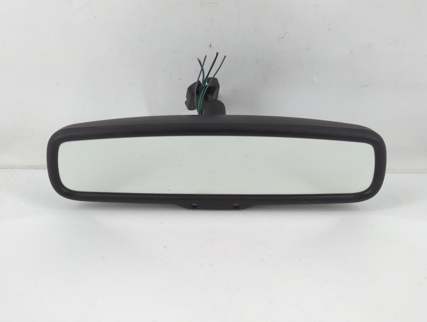 2010-2012 Ford Escape Sun Visor Shade Replacement Driver Left Mirror Fits Fits 2010 2011 2012 OEM Used Auto Parts - Oemuseda