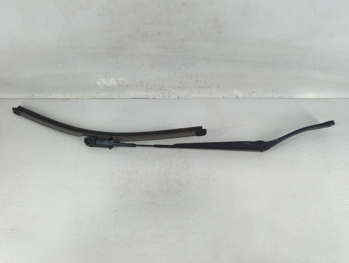 2012 Ford Escape Front Drivers Wiper Arm Oem - Oemusedautoparts1.com