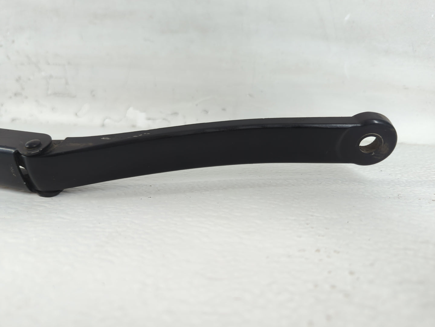 2012 Ford Escape Front Drivers Wiper Arm Oem - Oemusedautoparts1.com