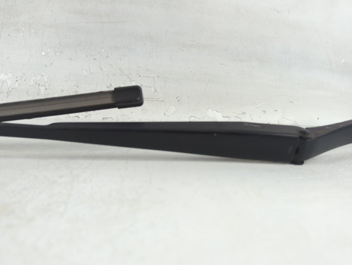2012 Ford Escape Front Drivers Wiper Arm Oem - Oemusedautoparts1.com