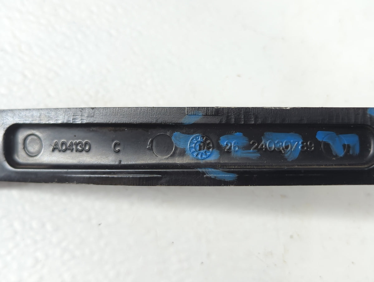 2012 Ford Escape Front Drivers Wiper Arm Oem - Oemusedautoparts1.com