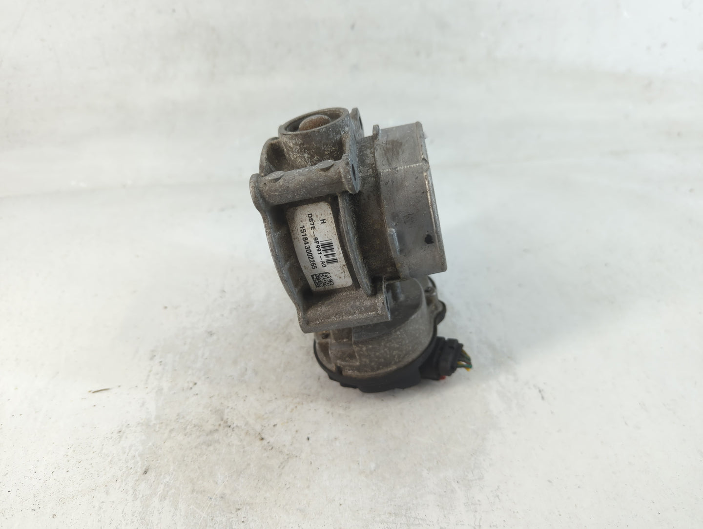 2009-2012 Ford Escape Throttle Body P/N:DS7E-9F991-AG Fits Fits 2009 2010 2011 2012 OEM Used Auto Parts - Oemusedautoparts1.