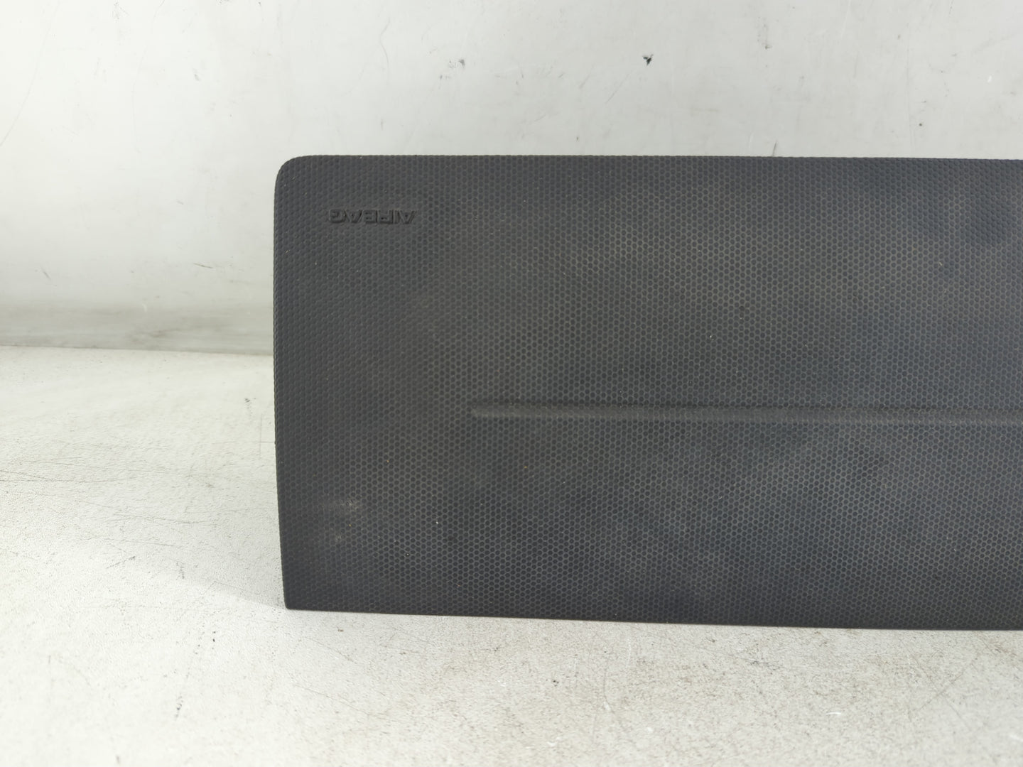 2008-2012 Ford Escape Air Bag Passenger Right Dashboard OEM P/N:F2V 16X 2P CIS Fits Fits 2008 2009 2010 2011 2012 OEM Used A