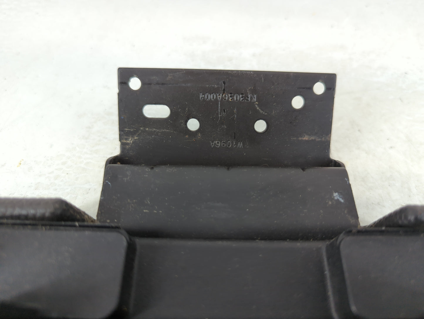 2008-2012 Ford Escape Center Console Armrest Cover Lid Fits Fits 2008 2009 2010 2011 2012 OEM Used Auto Parts - Oemusedautop