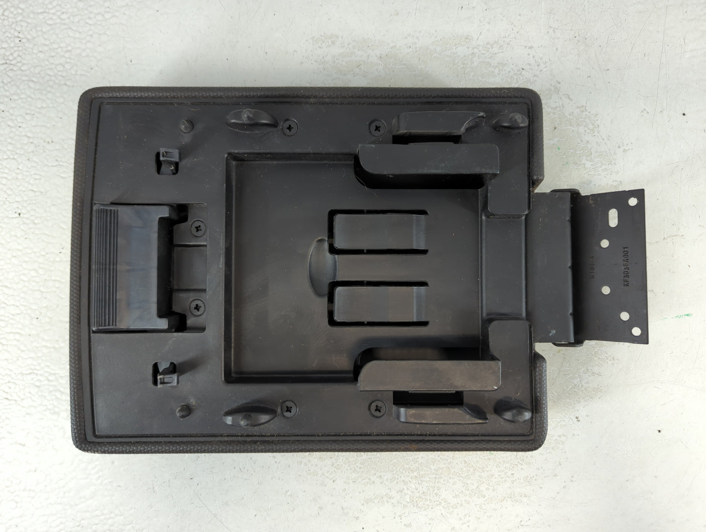 2008-2012 Ford Escape Center Console Armrest Cover Lid Fits Fits 2008 2009 2010 2011 2012 OEM Used Auto Parts - Oemusedautop