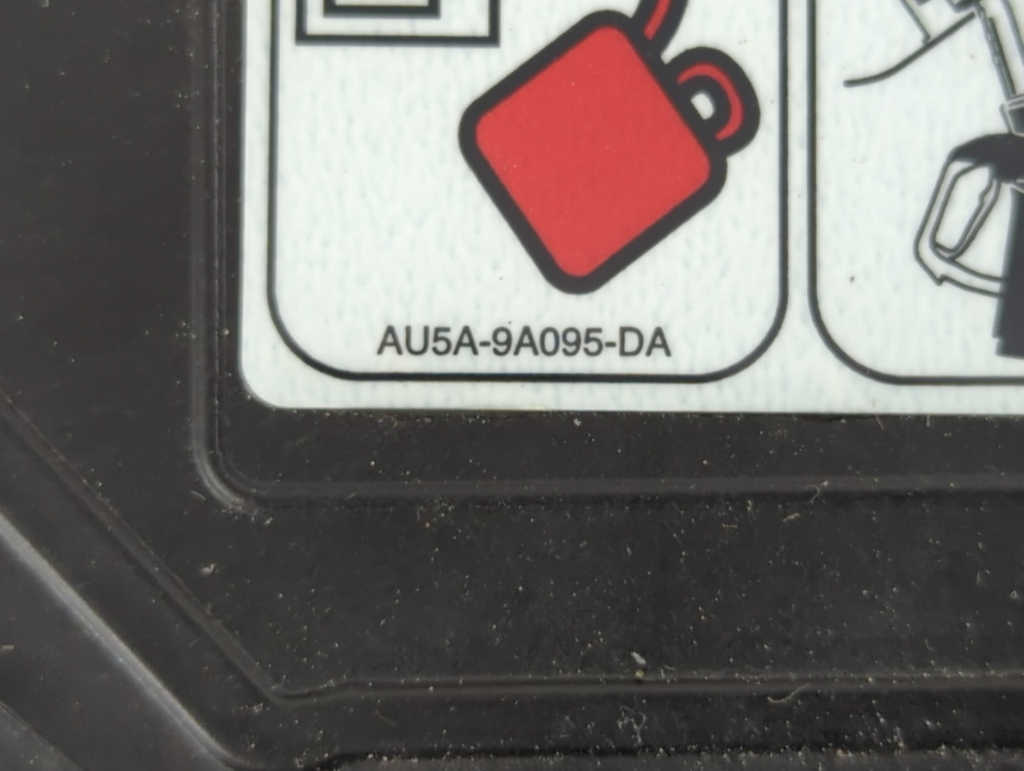 2012 Ford Escape Fuel Tank Door Lid Gas Tank - Oemusedautoparts1.com