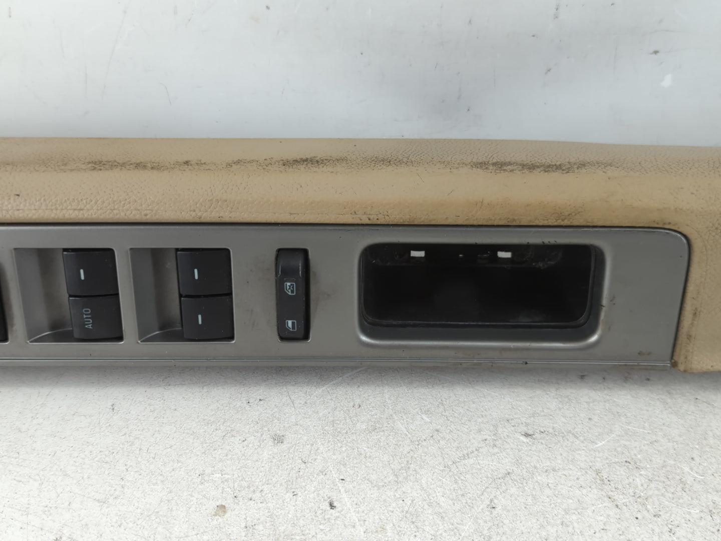 2012 Ford Expedition Master Power Window Switch Replacement Driver Side Left P/N:8L1T-14540-AAW Fits OEM Used Auto Parts - O