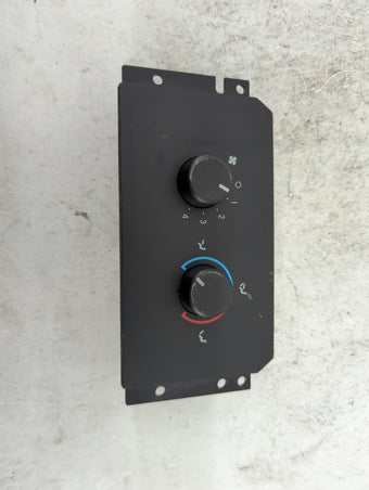 compare product 2007-2014 Ford Expedition Climate Control Module Temperature AC/Heater Replacement P/N:8L1H-19980-AB VP8L1H-19980-AB Fits OEM Used Auto Parts