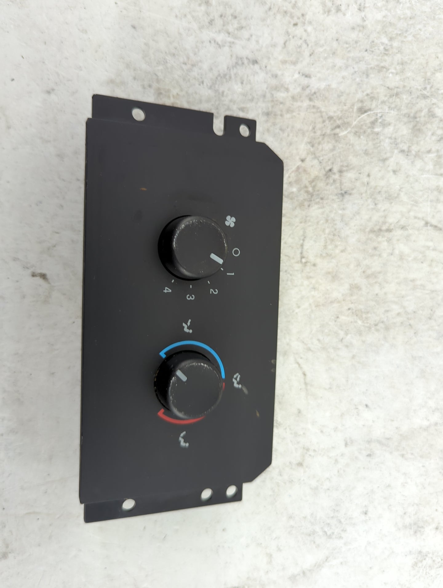 2007-2014 Ford Expedition Climate Control Module Temperature AC/Heater Replacement P/N:8L1H-19980-AB VP8L1H-19980-AB Fits OE