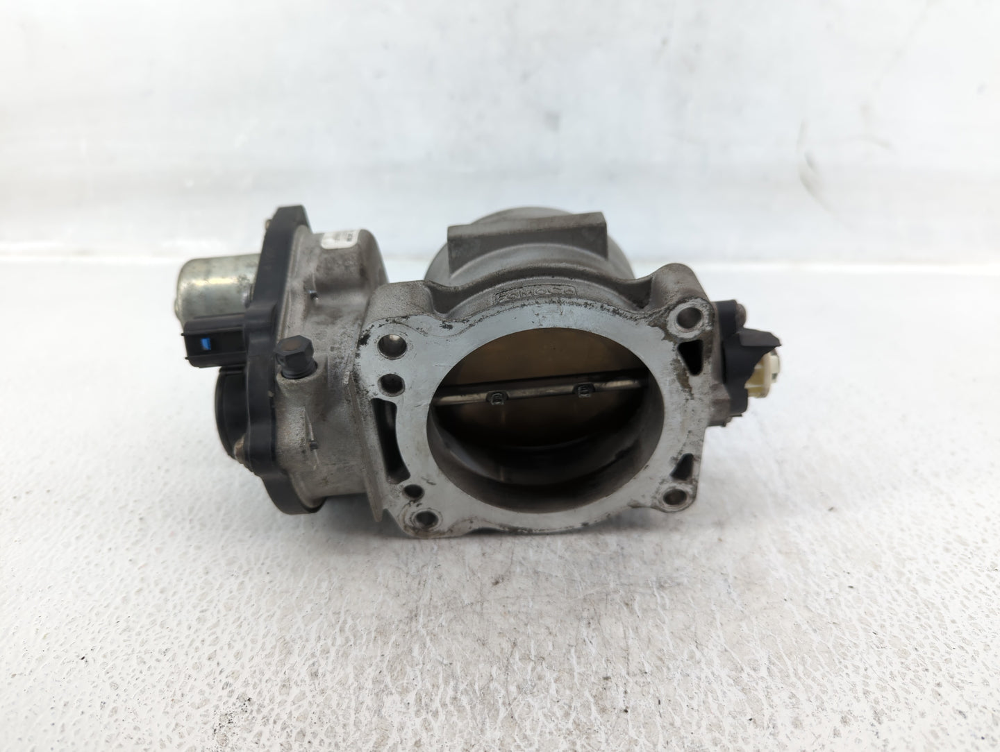 2012 Ford Expedition Throttle Body P/N:8L3E-9F991-CA Fits Fits 2010 2011 2013 2014 OEM Used Auto Parts - Oemusedautoparts1.c