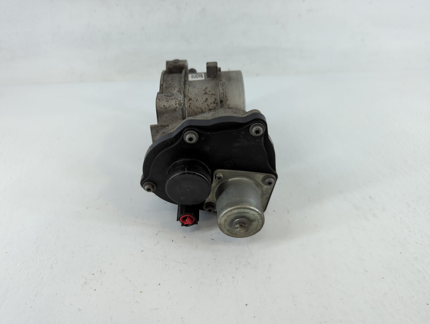 2012 Ford Expedition Throttle Body P/N:8L3E-9F991-CB 10293 C108Q, 8L3E-9F991-CA Fits Fits 2010 2011 2013 2014 OEM Used Auto 