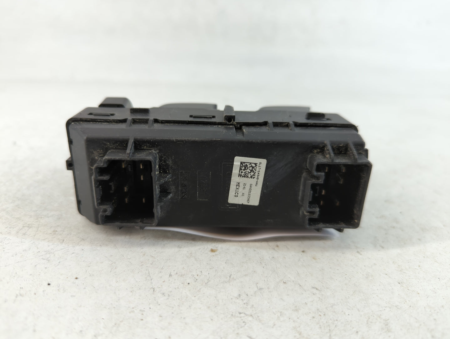 2008-2014 Ford Expedition Master Power Window Switch Replacement Driver Side Left P/N:8L1T-14540-AAW Fits OEM Used Auto Part
