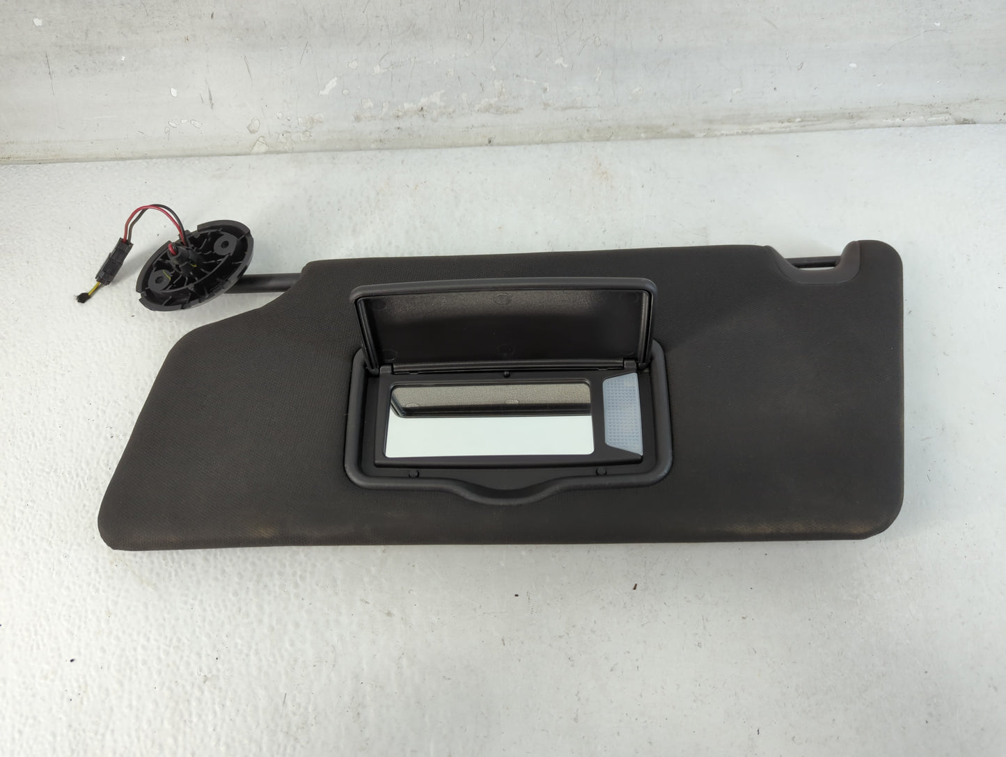 2011-2015 Ford Explorer Sun Visor Shade Replacement Driver Left Mirror Fits Fits 2011 2012 2013 2014 2015 OEM Used Auto Part
