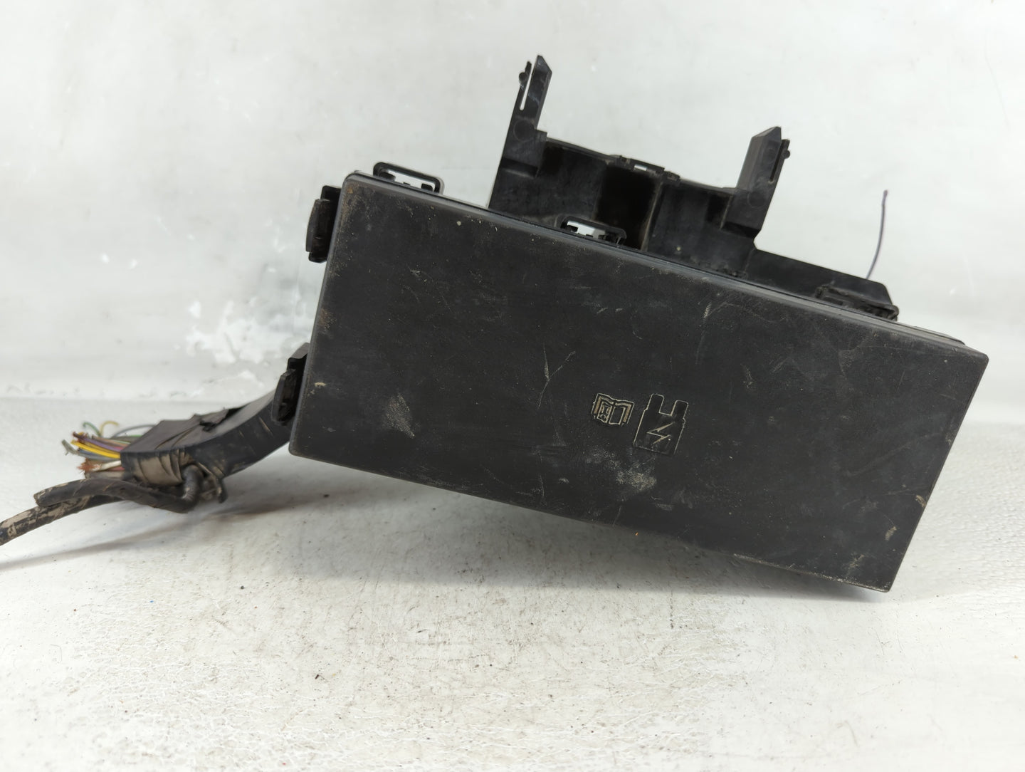 2012 Ford Explorer Fusebox Fuse Box Panel Relay Module P/N:BT4T-14A003-AA Fits OEM Used Auto Parts - Oemusedautoparts1.com