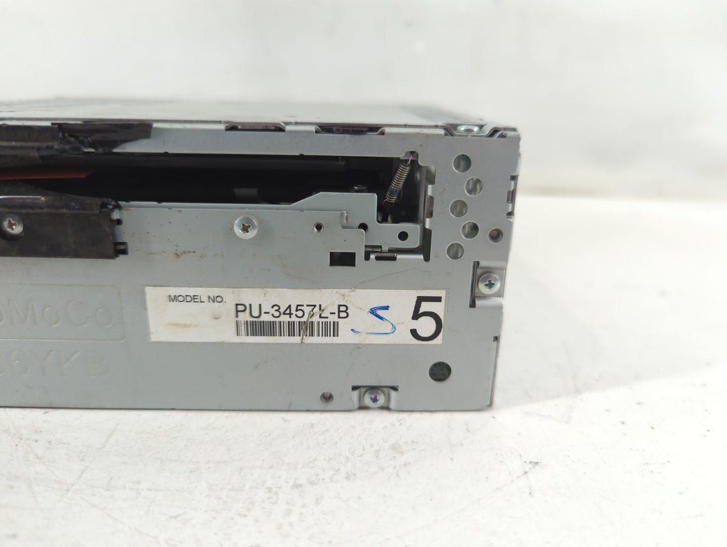 2012 Ford Explorer Radio AM FM Cd Player Receiver Replacement P/N:CB5T-19C107-BC CB5T-19C107-CC Fits OEM Used Auto Parts - O