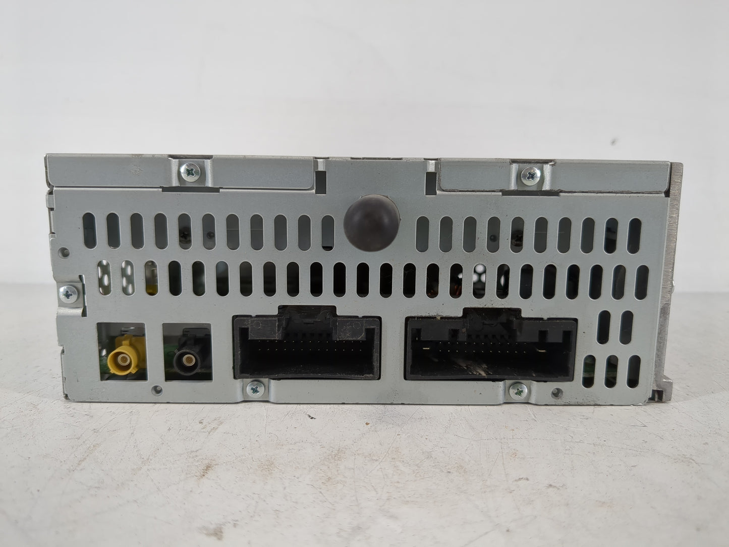 2012 Ford Explorer Radio AM FM Cd Player Receiver Replacement P/N:CB5T-19C107-CC Fits OEM Used Auto Parts - Oemusedautoparts