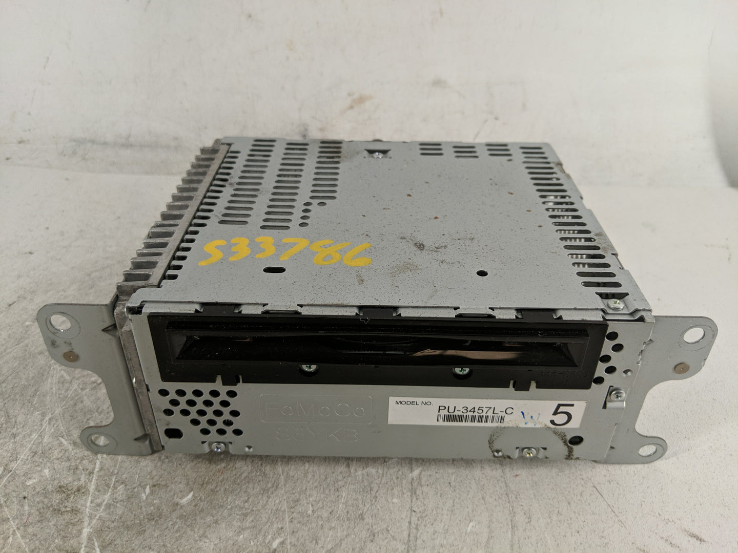2012 Ford Explorer Radio AM FM Cd Player Receiver Replacement P/N:CB5T-19C107-BC Fits OEM Used Auto Parts - Oemusedautoparts