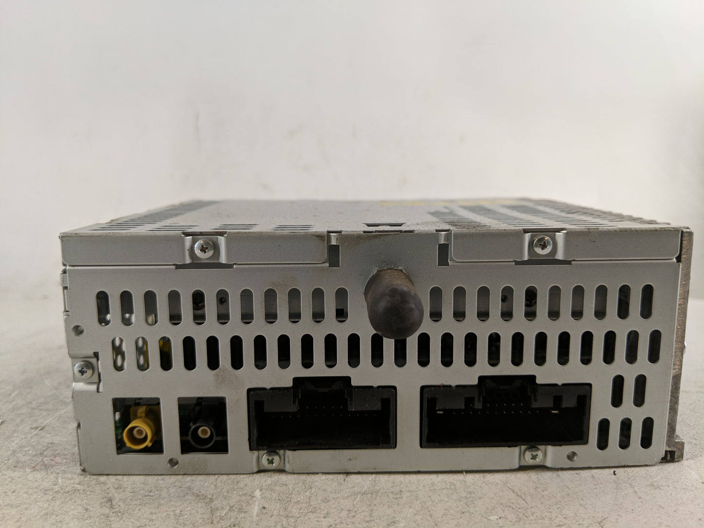 2012 Ford Explorer Radio AM FM Cd Player Receiver Replacement P/N:CB5T-19C107-BC Fits OEM Used Auto Parts - Oemusedautoparts