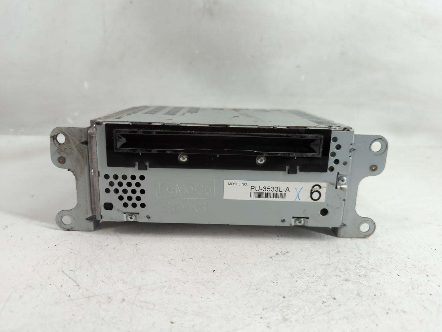 2012 Ford Explorer Radio AM FM Cd Player Receiver Replacement P/N:DB5T-19C107-CC Fits OEM Used Auto Parts - Oemusedautoparts